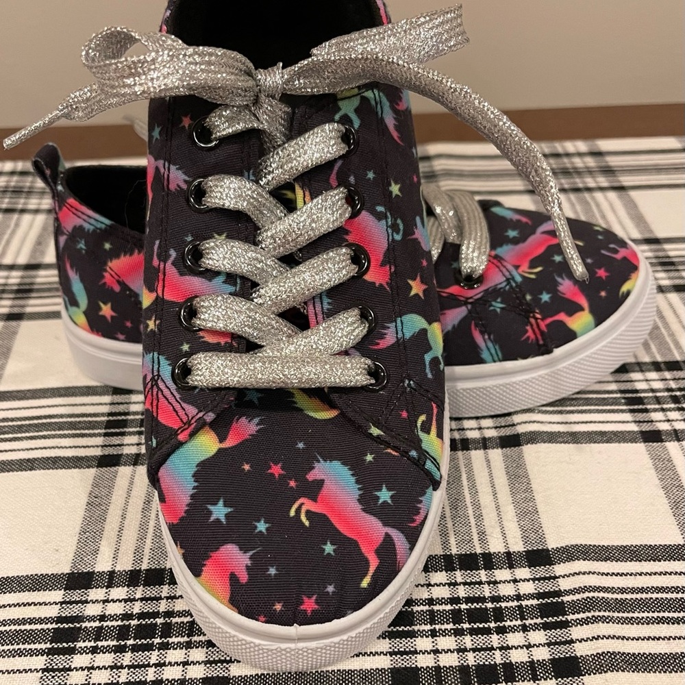 Fabkids Rainbow Unicorn Sneakers Size 1